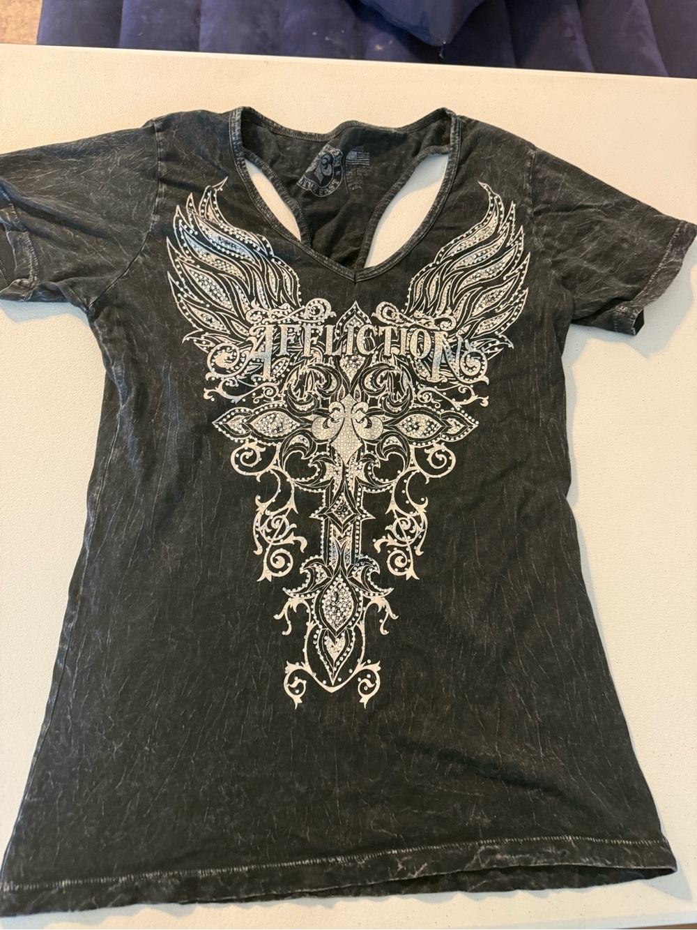 Affliction Women's Black Graphic T-Shirt Mineral Wash Rhinestone Winged Cross L